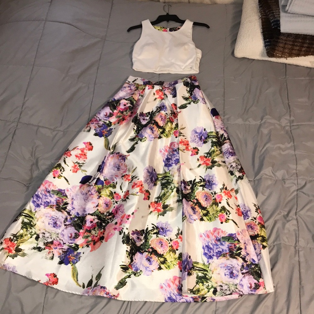 Floral Two-Piece Dress 🌸